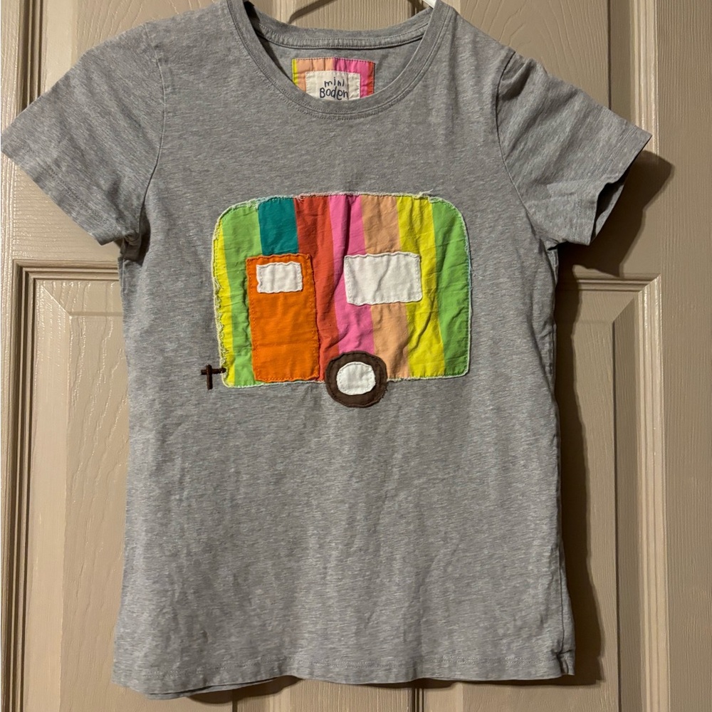 Mini Boden Gray Short Sleeve Tee with Vibrant Camper Graphic